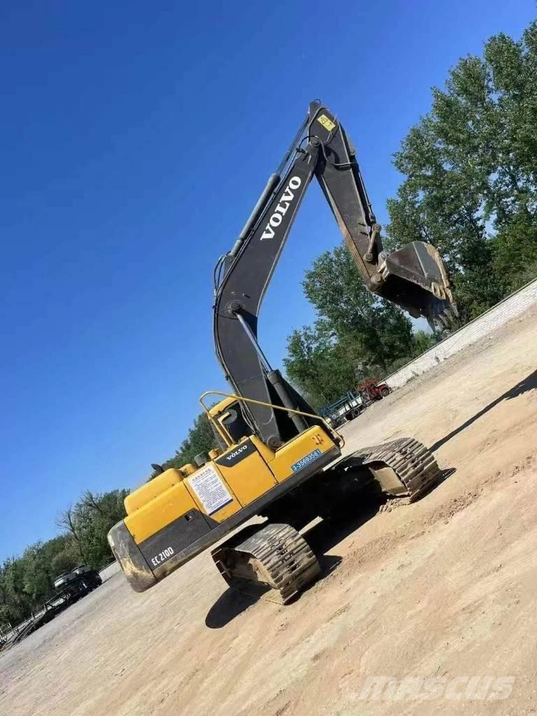 Volvo EC 210 Pelle sur chenilles