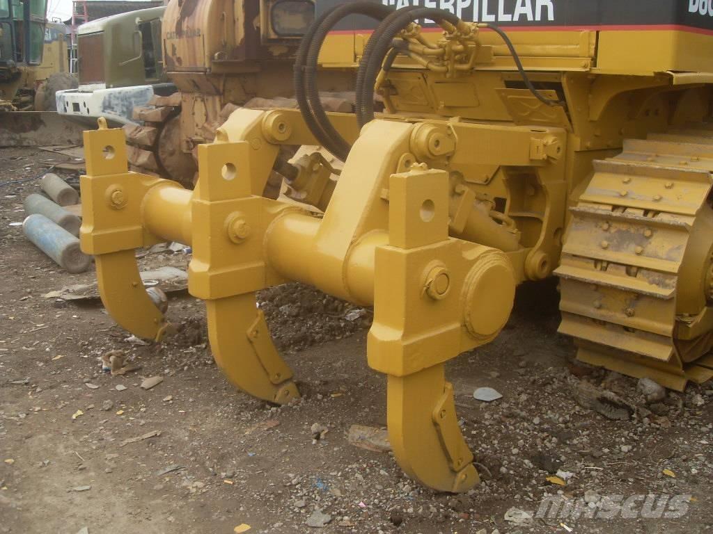 CAT D 6 G Bouteurs sur chenilles