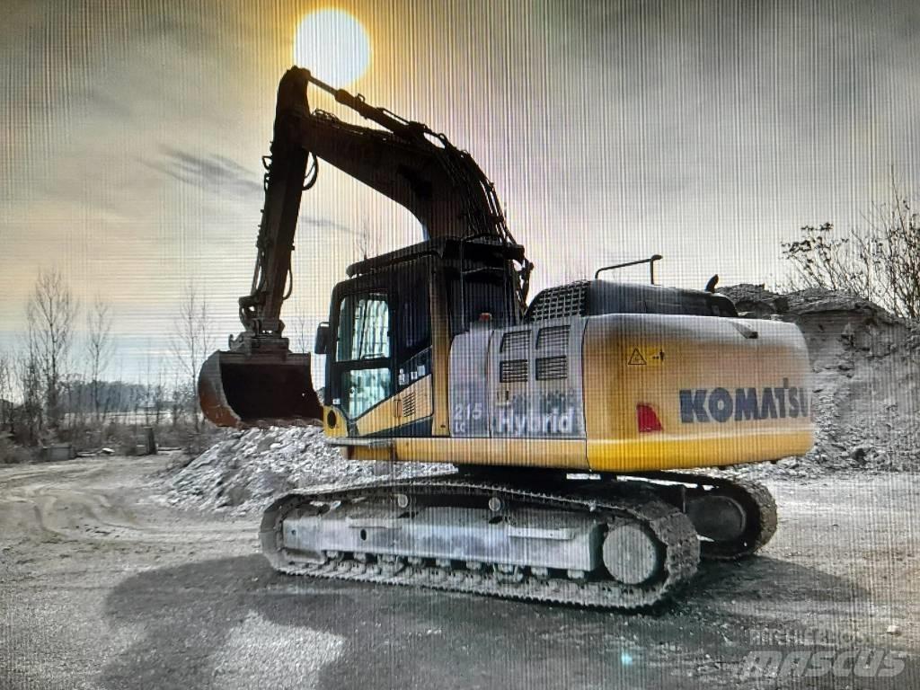 Komatsu HB 215 LC Pelle sur chenilles