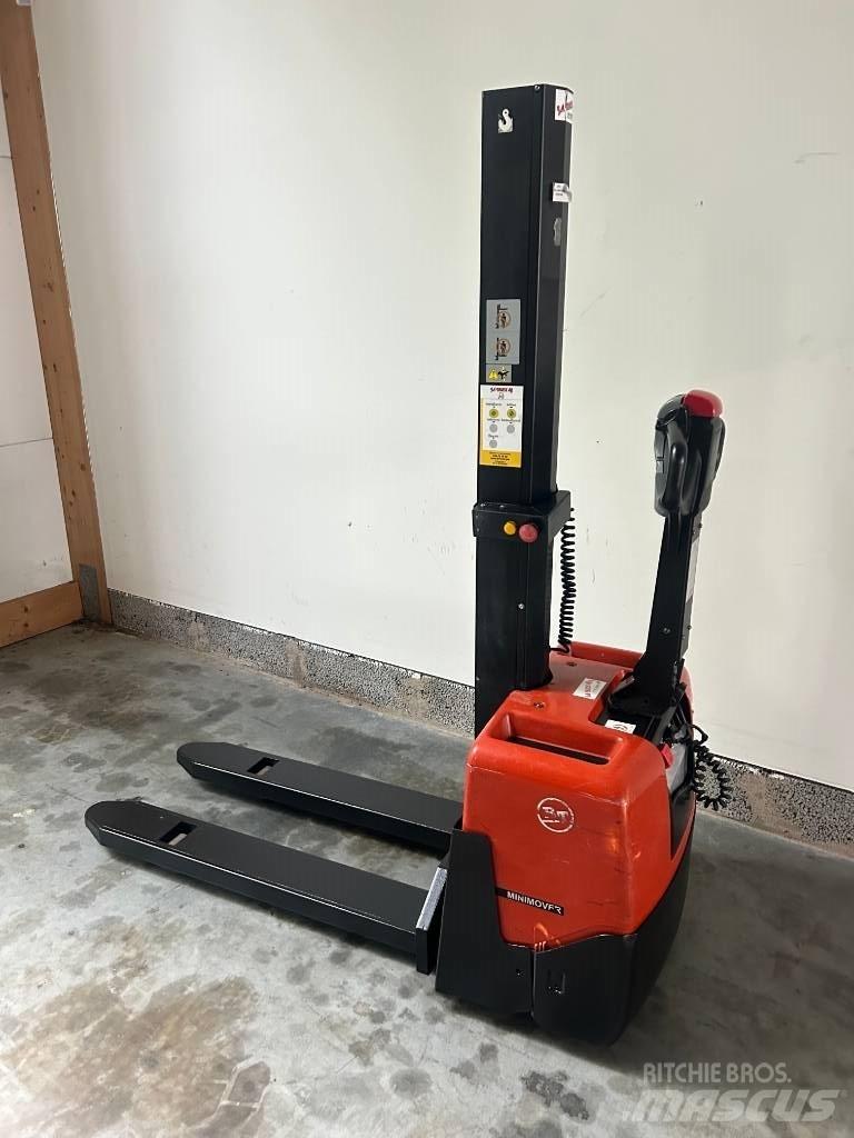 BT HWE 100 Gerbeur accompagnant