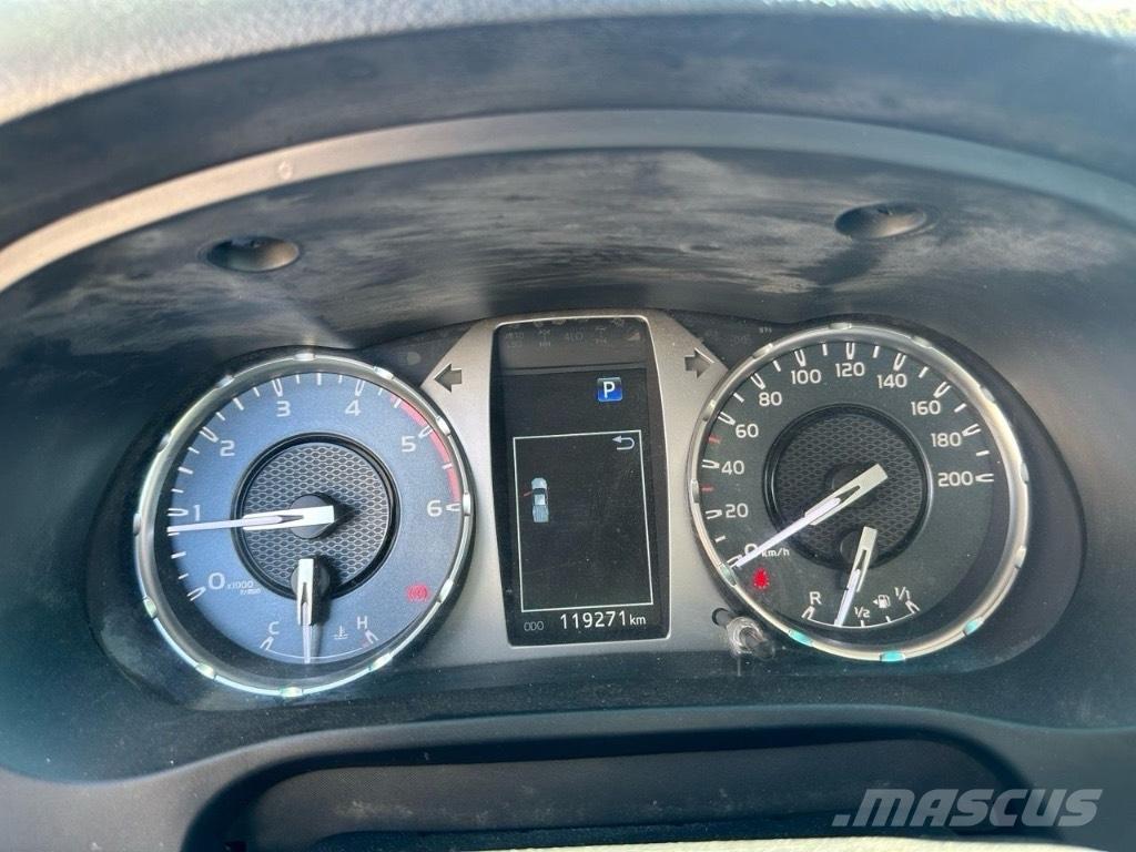 Toyota Hilux Voiture