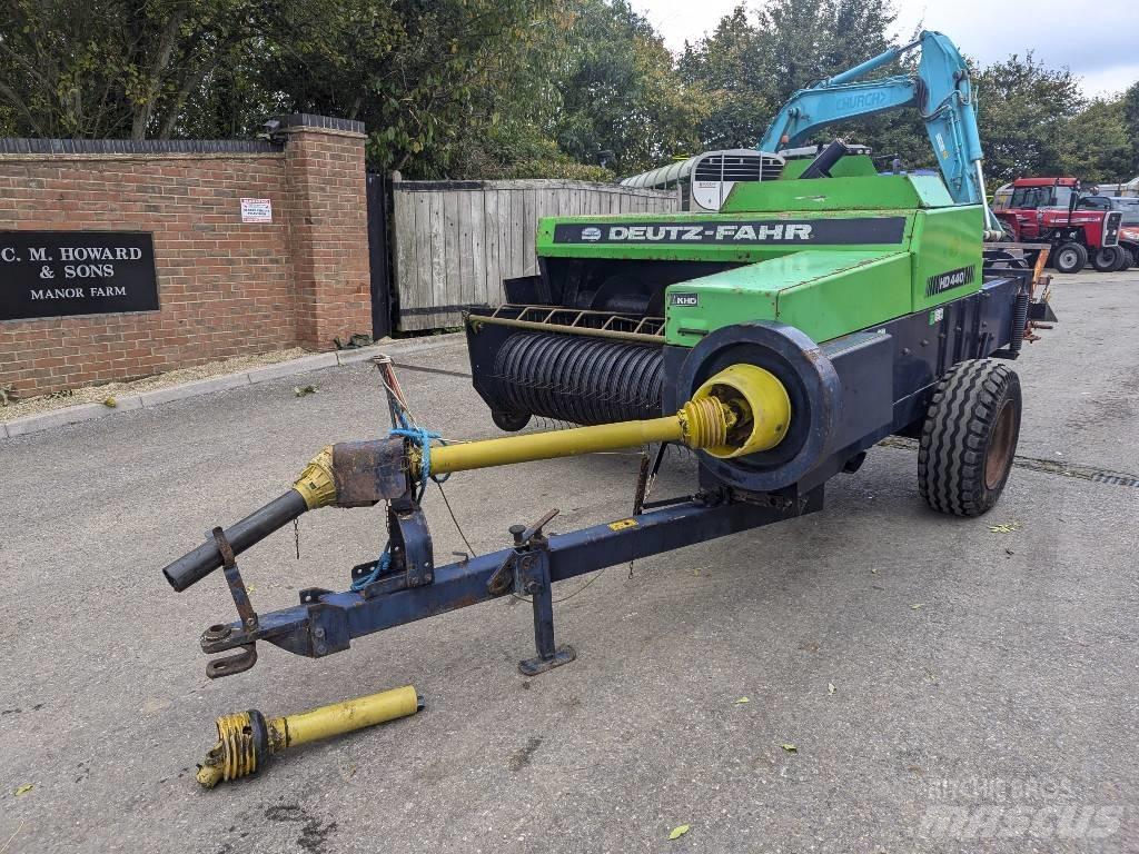 Deutz-Fahr HD 440 Presse cubique