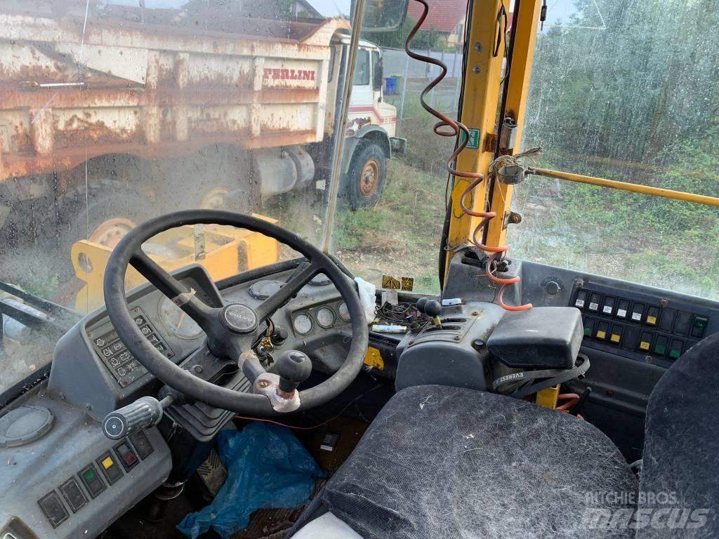 Volvo L 120 C Chargeuse sur pneus