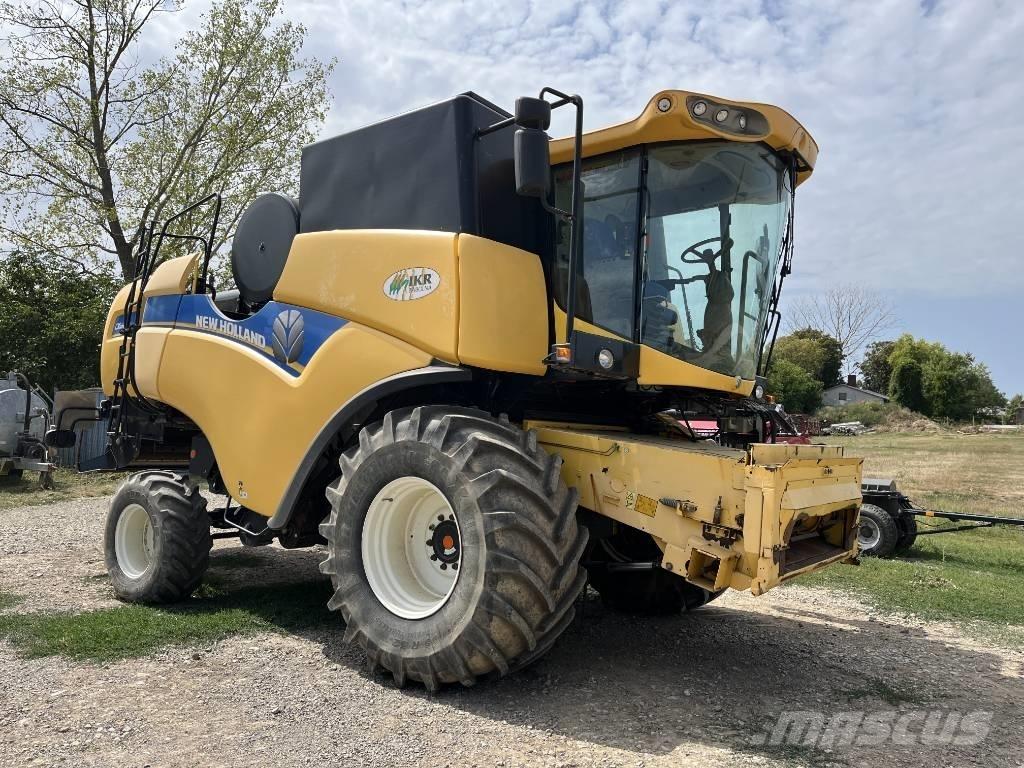 New Holland CX 6090 Moissonneuse batteuse