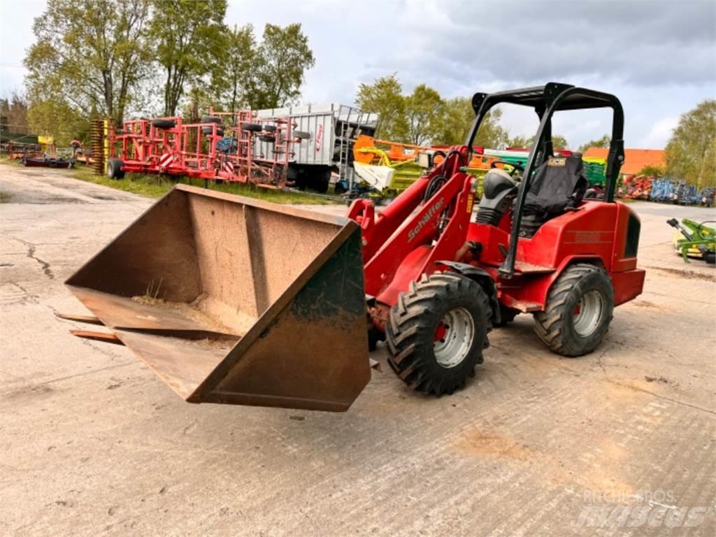 Schäffer 3350 Chargeuse sur pneus