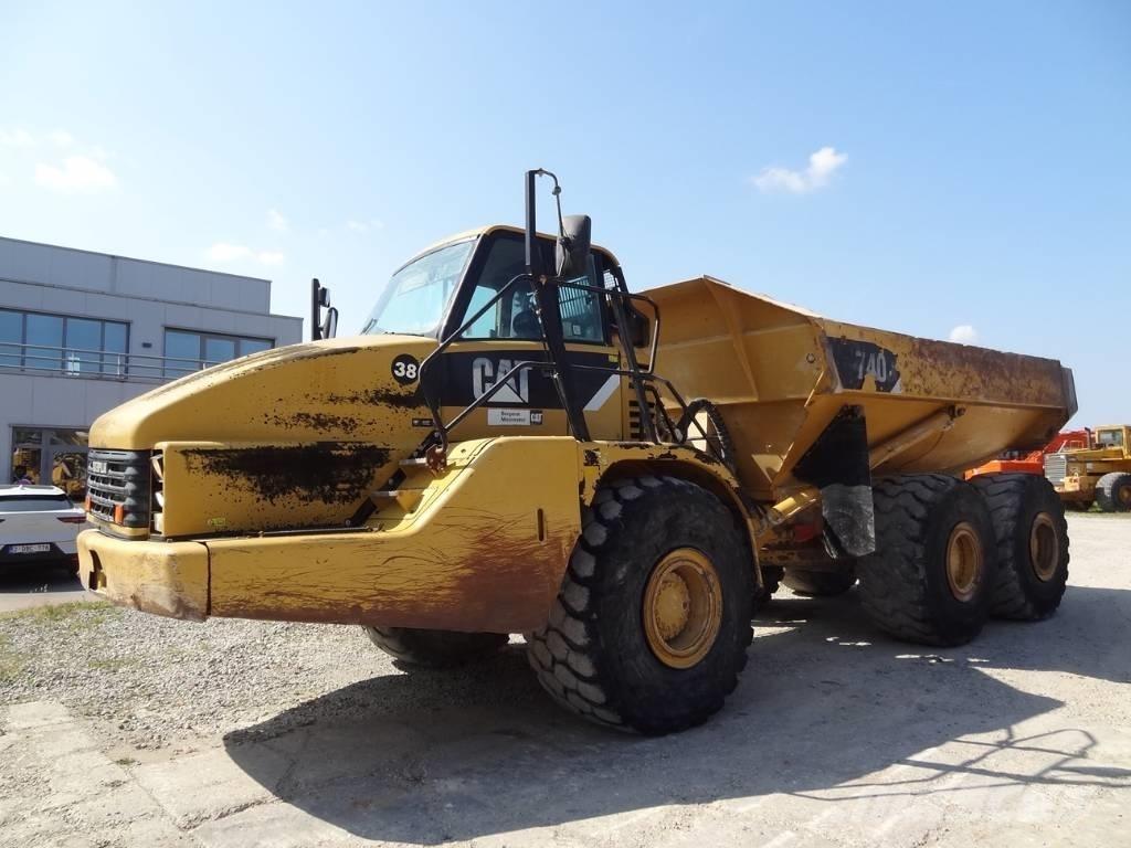 CAT 740 Tombereau articulé