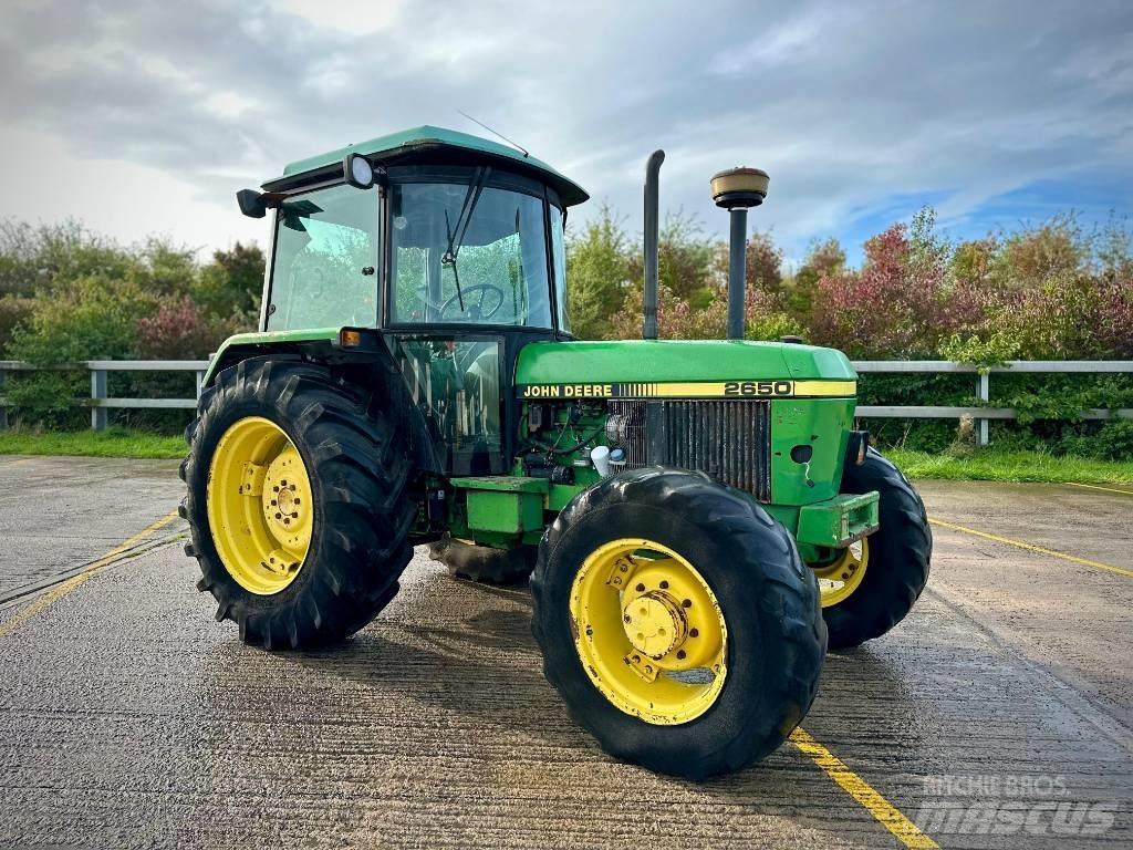 John Deere 2650 Tracteur