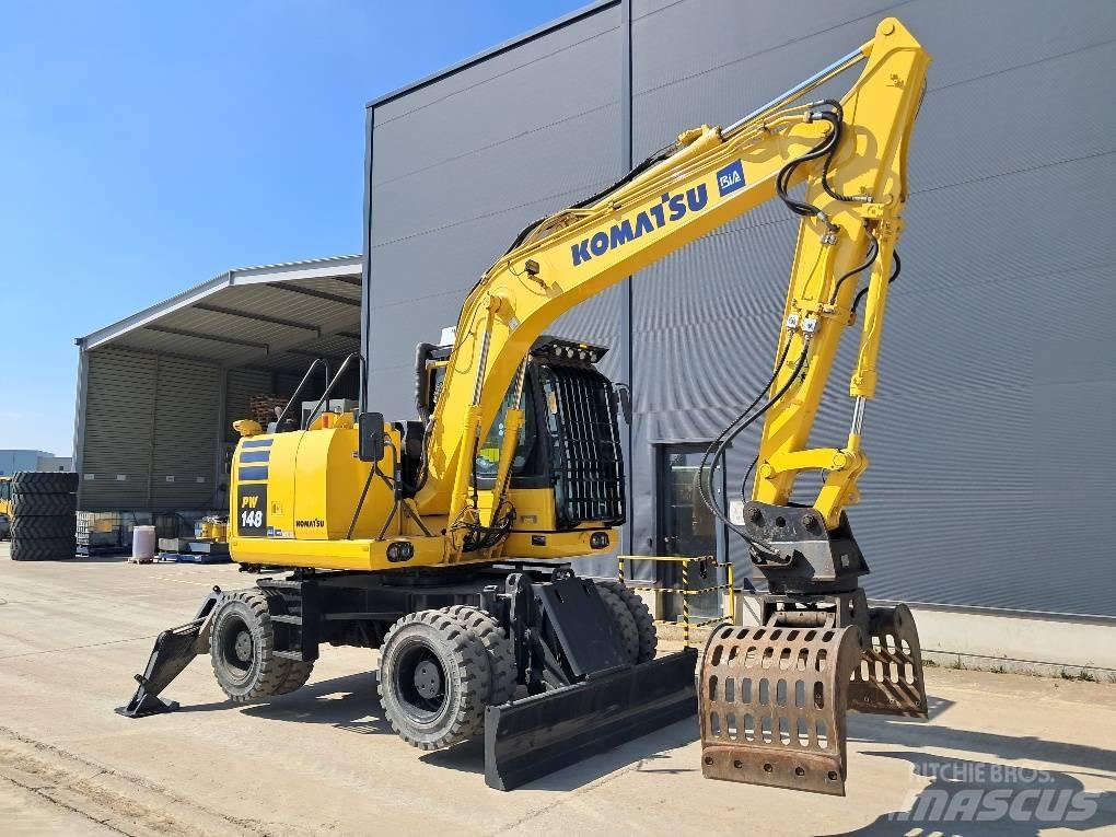 Komatsu PW148-10 Pelle sur pneus