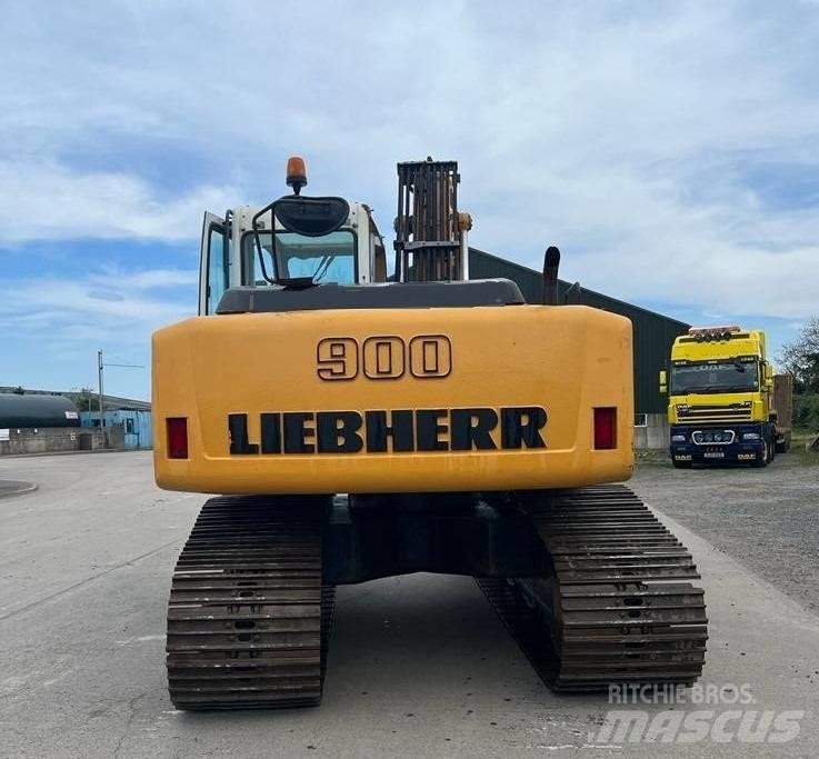 Liebherr R 900 C Pelle sur chenilles