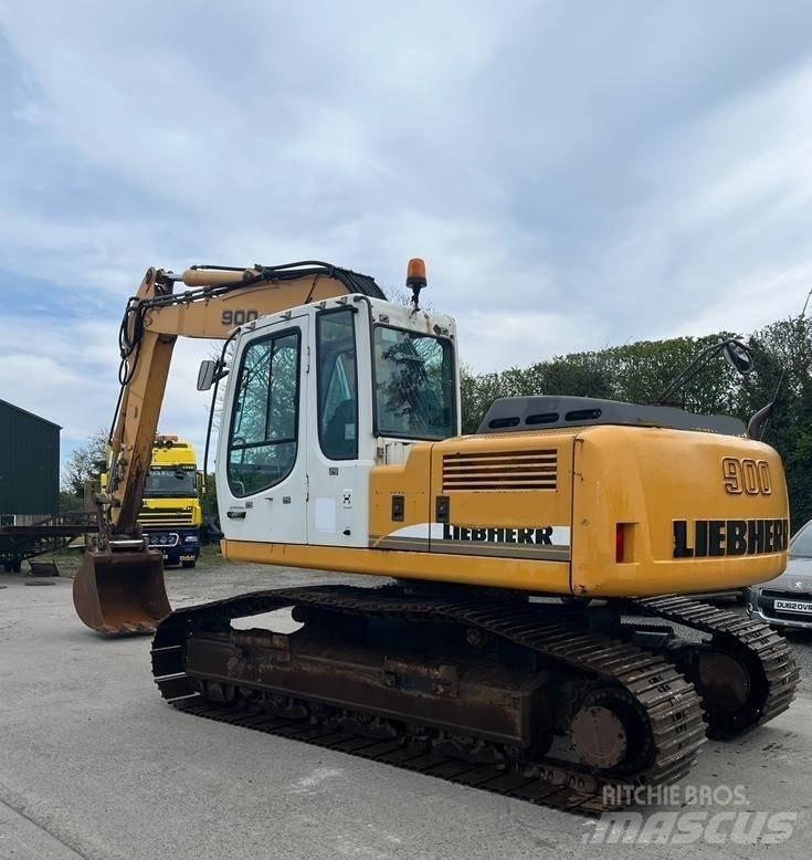 Liebherr R 900 C Pelle sur chenilles