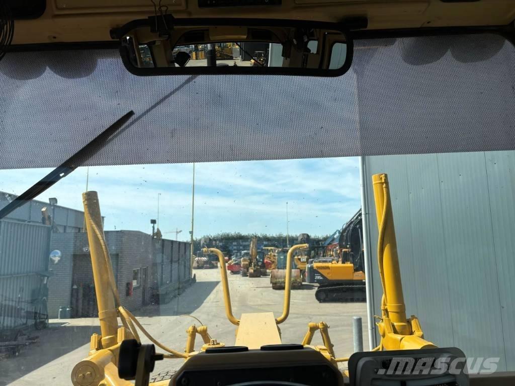 CAT 140H Niveleuse