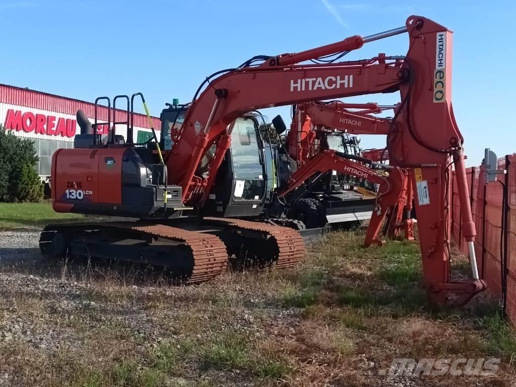 Hitachi ZX130 Pelle sur chenilles