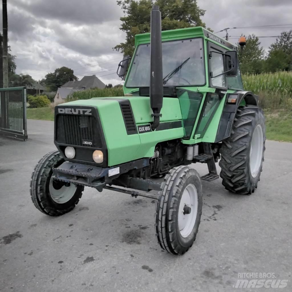 Deutz-Fahr DX85N Tracteur