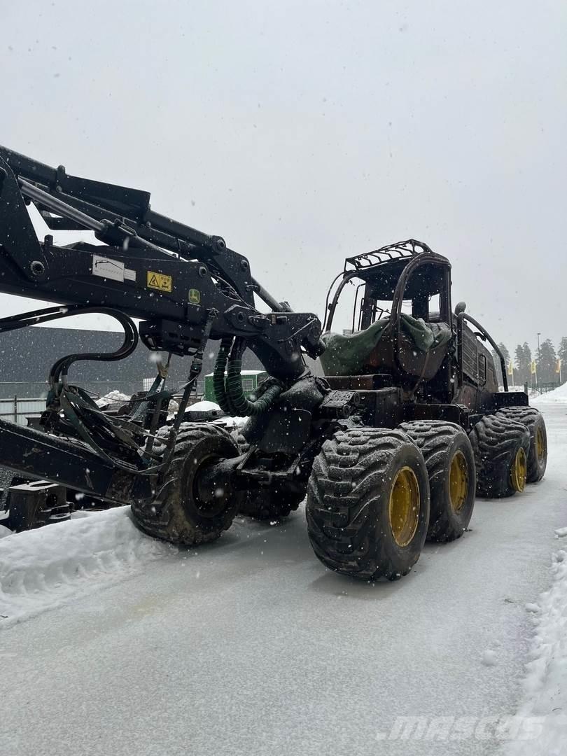 John Deere 1270G Abatteuse