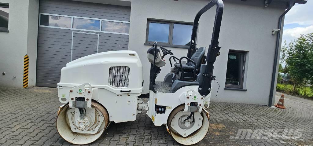 CAT CB 24 B Rouleaux tandem