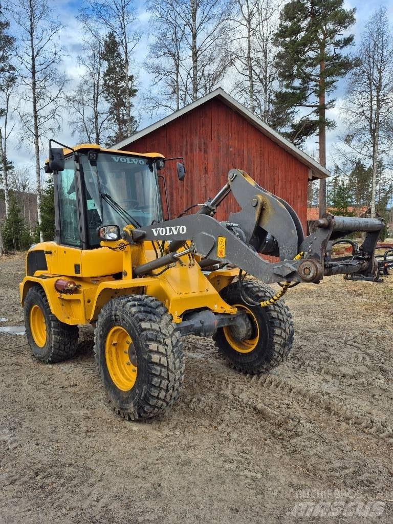 Volvo L 30 G Chargeuse sur pneus