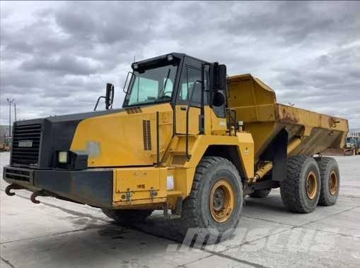 Komatsu HM 300 Tombereau articulé