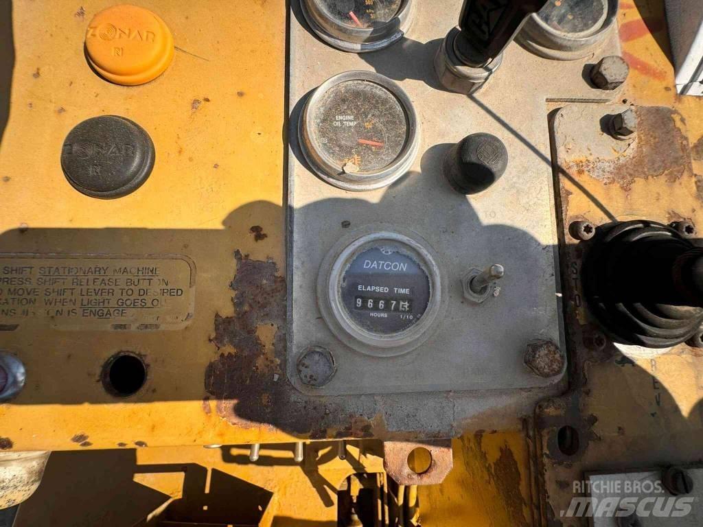 CAT SS 250 Finisseur