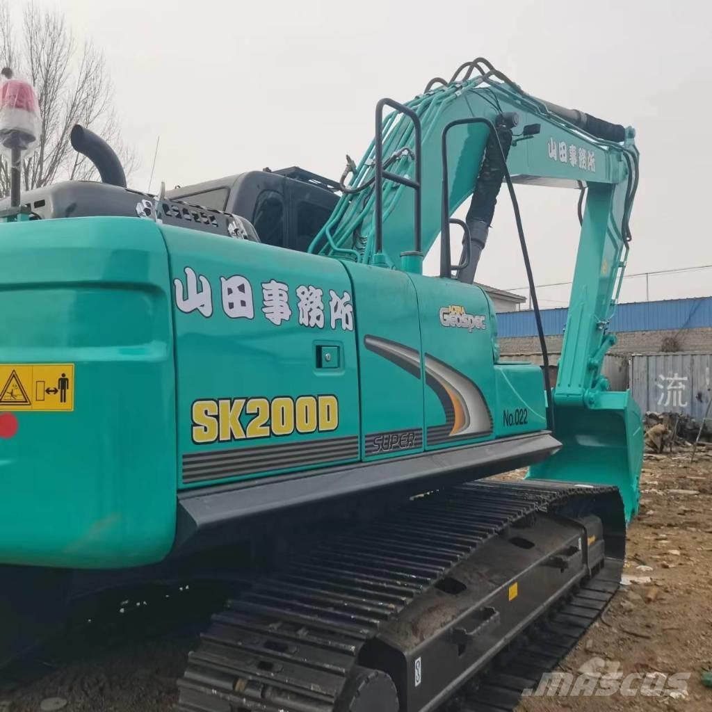Kobelco SK 200 D Pelle sur chenilles