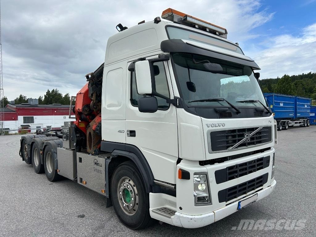 Volvo FM 460 Camion plateau ridelle avec grue