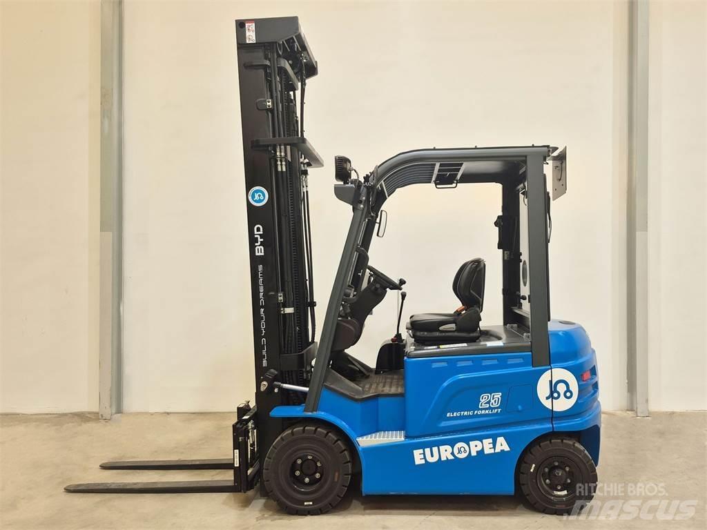  SEF25B Chariots élévateurs électriques