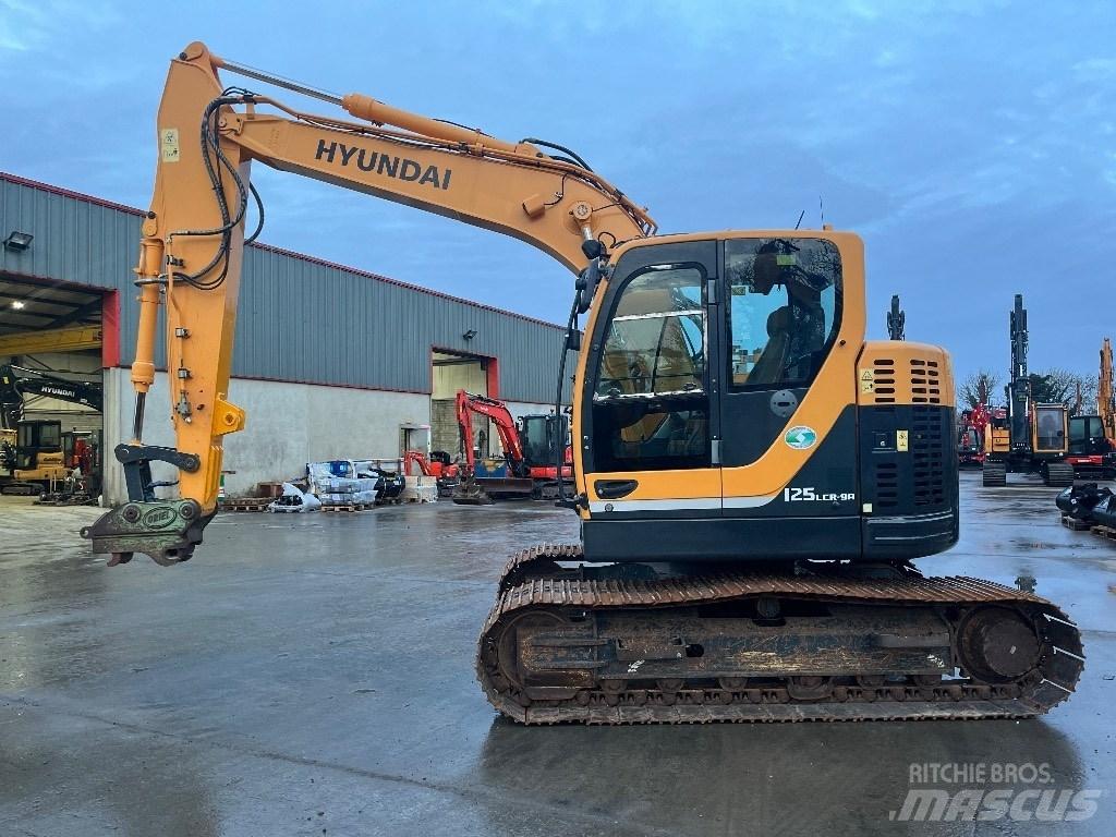 Hyundai R125LCR-9A Pelle sur chenilles