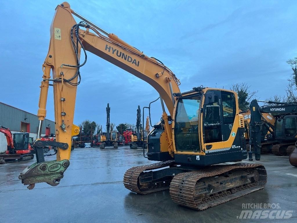 Hyundai R125LCR-9A Pelle sur chenilles