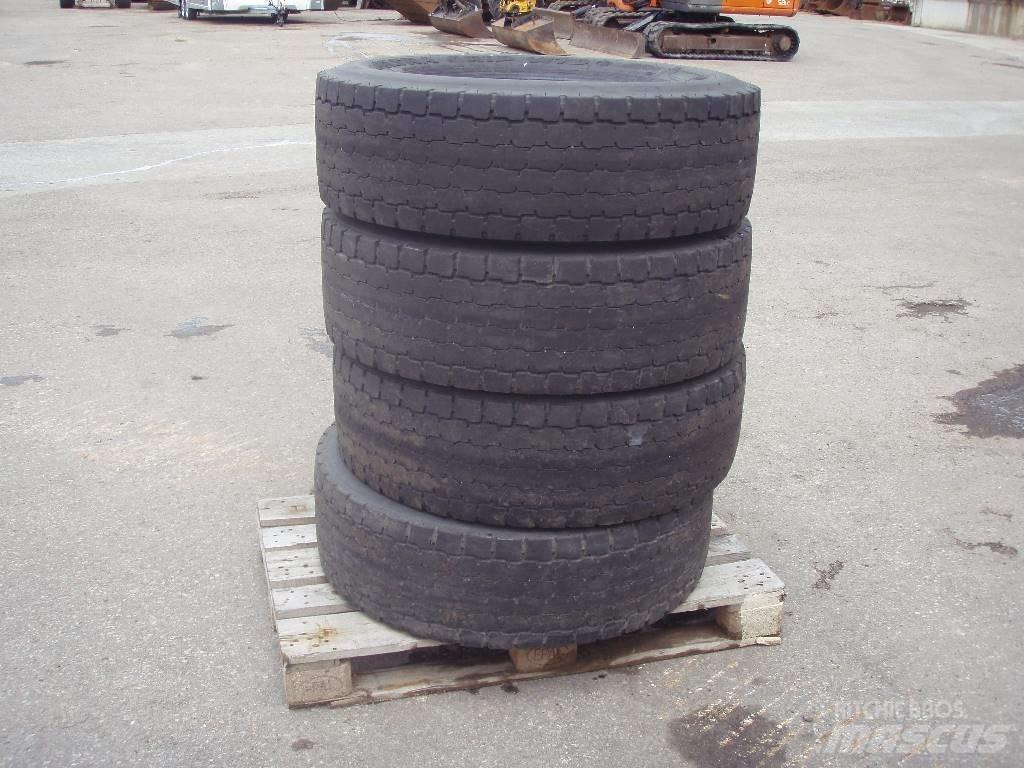 Goodyear 315/70-22,5 Pneus, roues et jantes