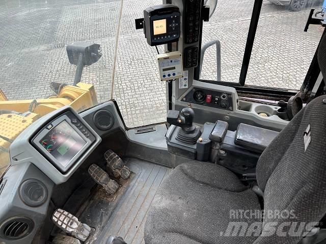 CAT 966 K Chargeuse sur pneus