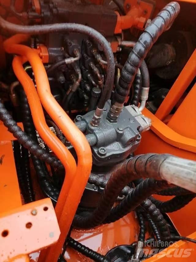 Doosan 225 LC-9 Pelle sur chenilles