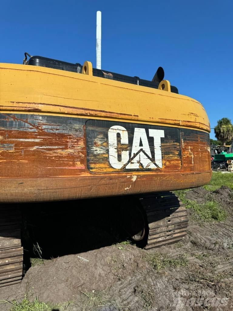CAT 330 L Pelle sur chenilles