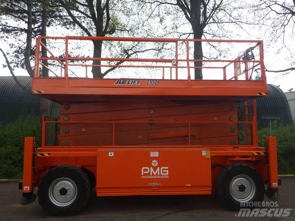 JLG 210-25 Nacelle ciseaux