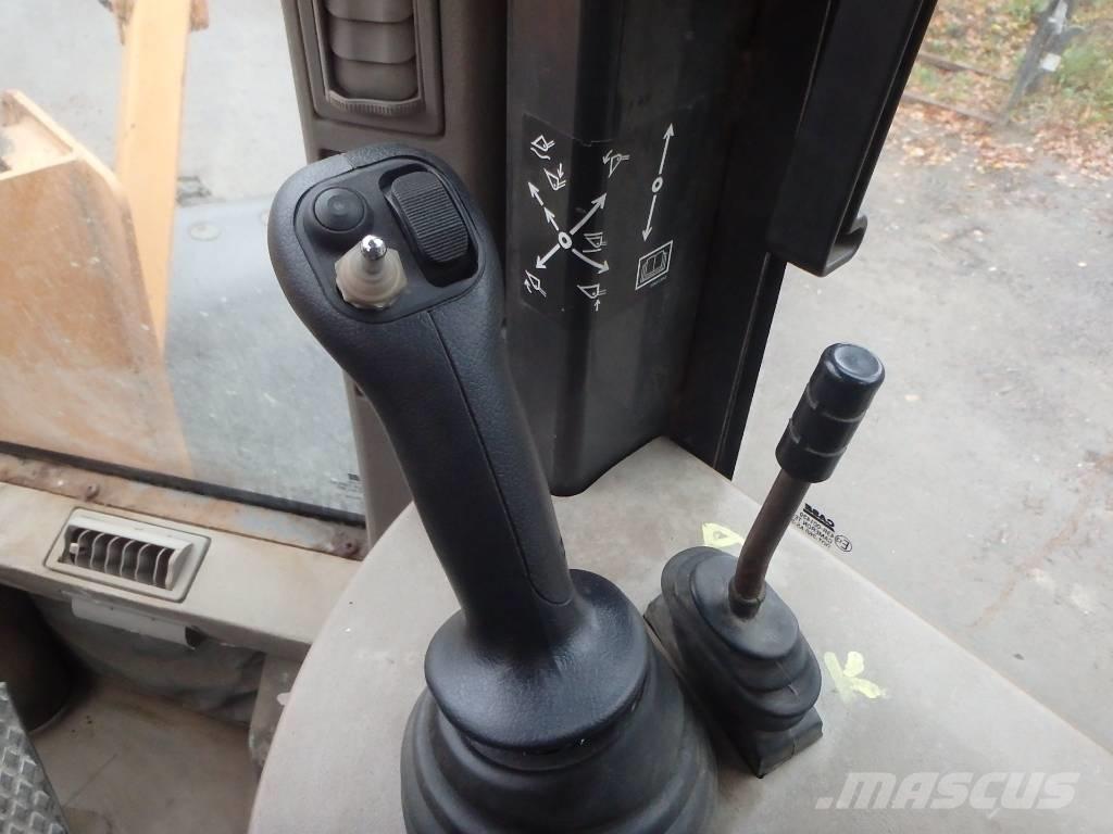 CASE 721 D 4x4 Chargeuse sur pneus