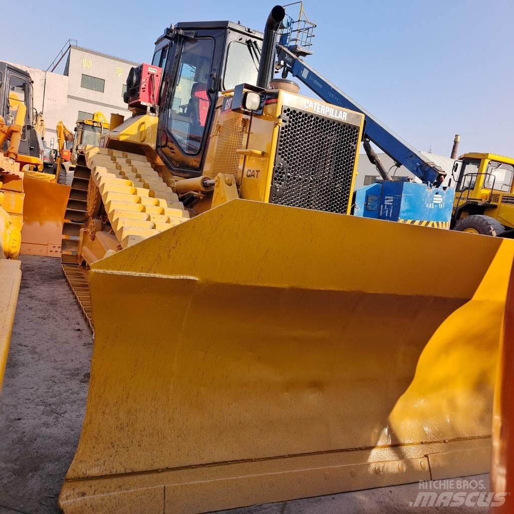 CAT D 6 R Bouteurs sur chenilles
