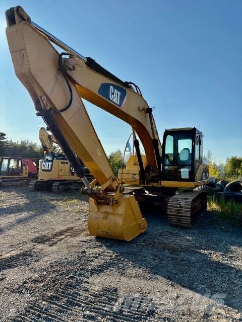 CAT 320 D Pelle sur chenilles