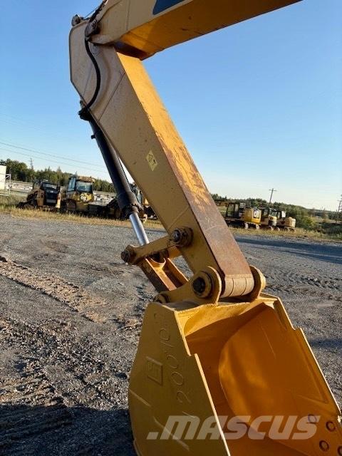 CAT 320 D Pelle sur chenilles