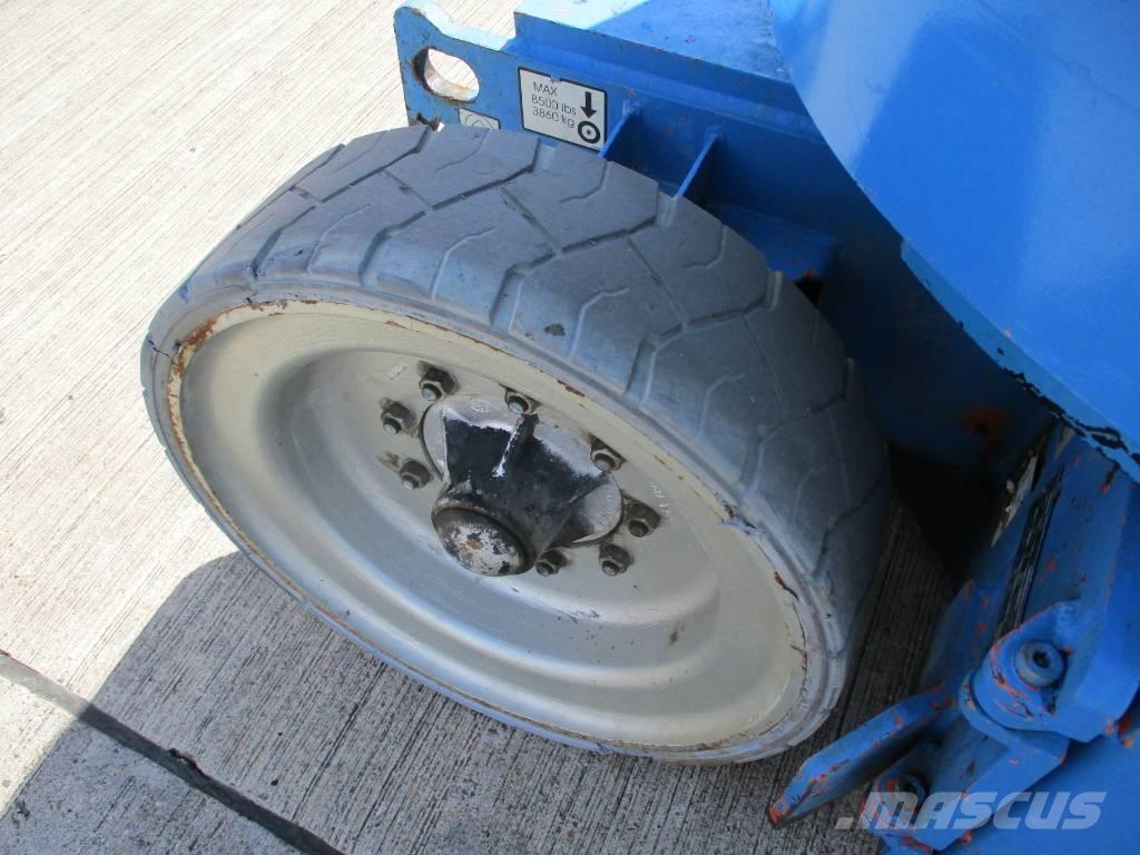 JLG E 300 AJP (180) Nacelles télescopiques