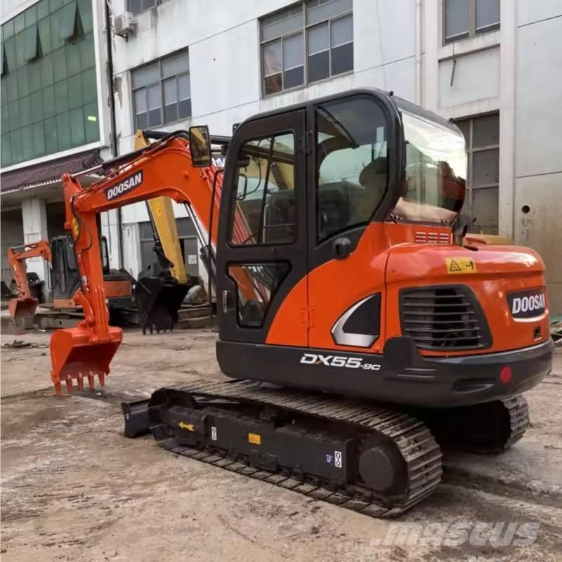 Doosan DX55-9C Mini pelle < 7t