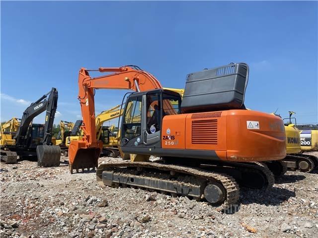Hitachi ZX 250 Pelle sur chenilles