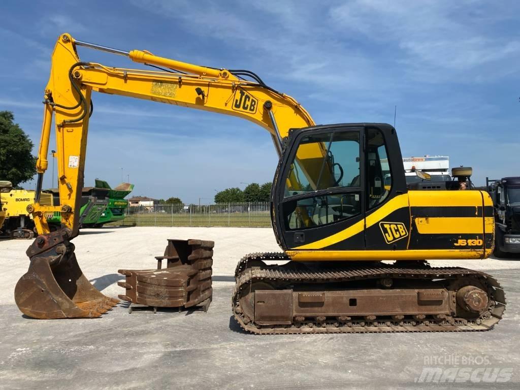 JCB JS 130 Pelle sur chenilles