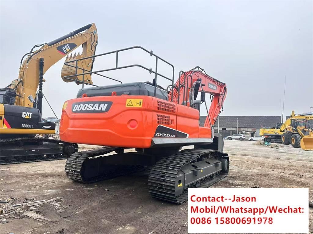Doosan DX 300 LCA Pelle sur chenilles
