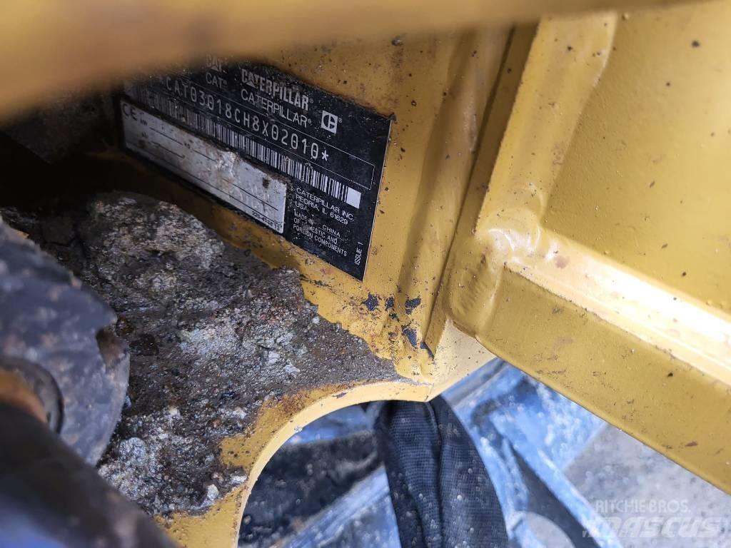 CAT 301.8 NG Mini pelle < 7t