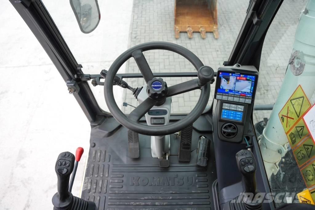 Komatsu PW 148-11 Pelle sur pneus