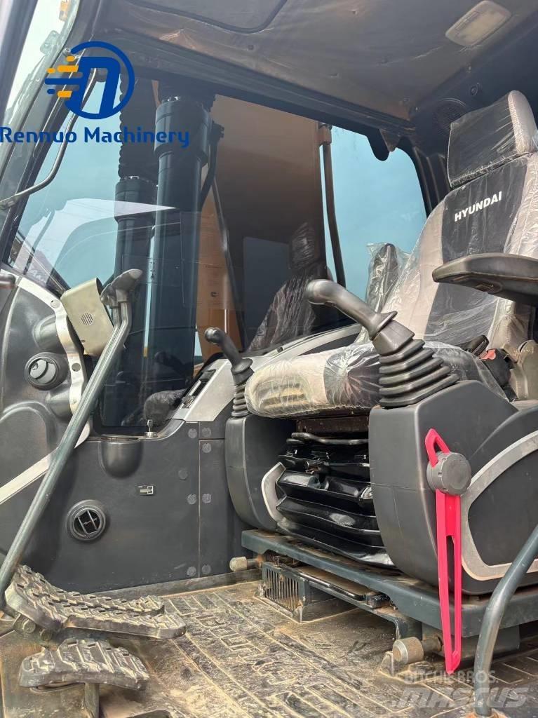 Hyundai R220LC-9S Pelle sur chenilles