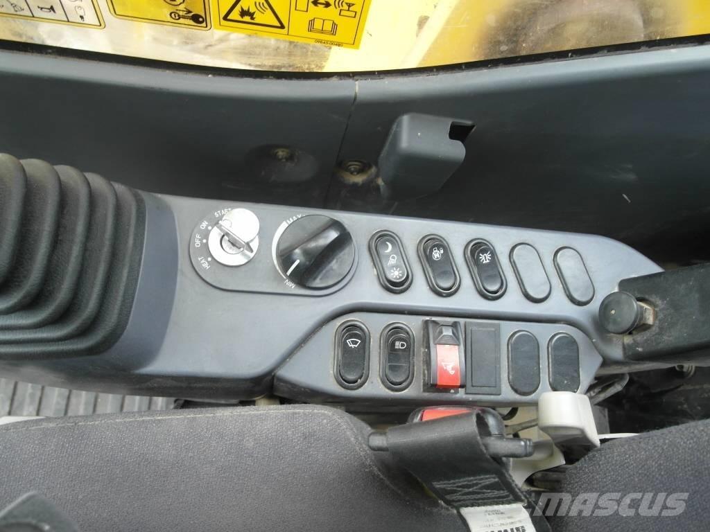 Komatsu PC 210 LC-11 Pelle sur chenilles