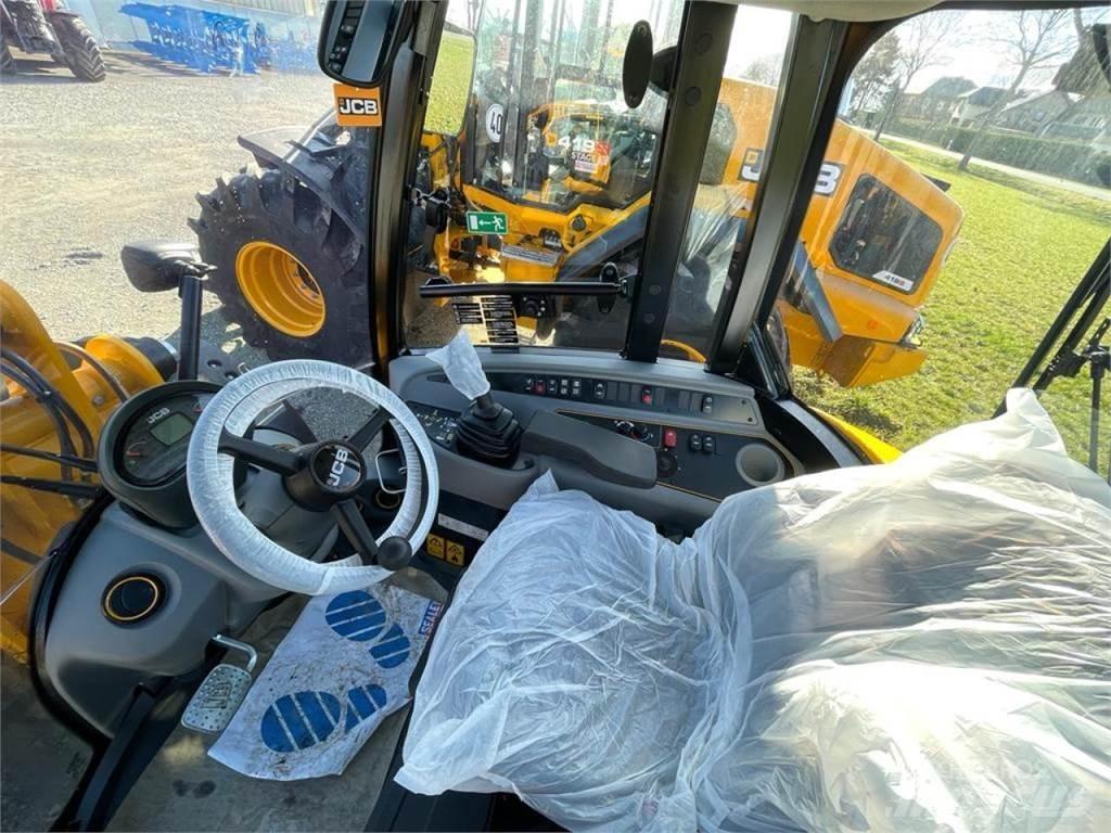 JCB 409 Chargeuse sur pneus