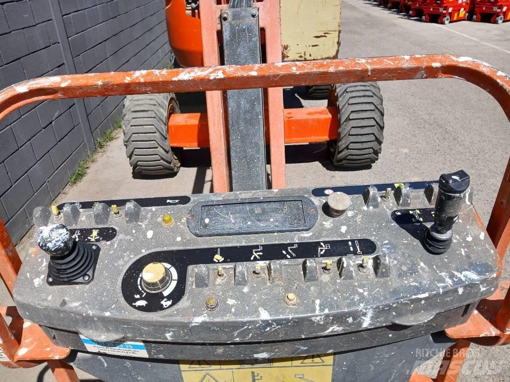 JLG 450 AJ SIII Nacelles articulées