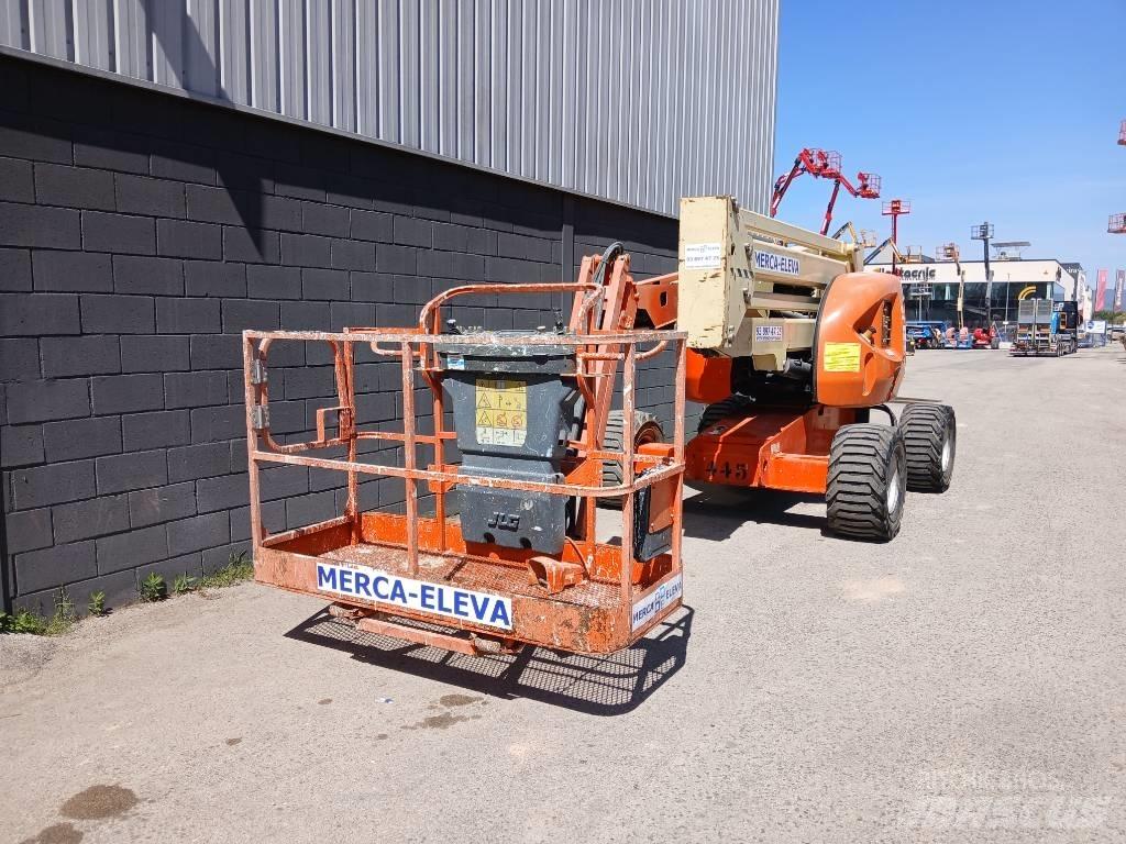 JLG 450 AJ SIII Nacelles articulées