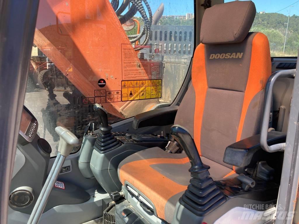 Doosan DX 235 LCR Pelle sur chenilles