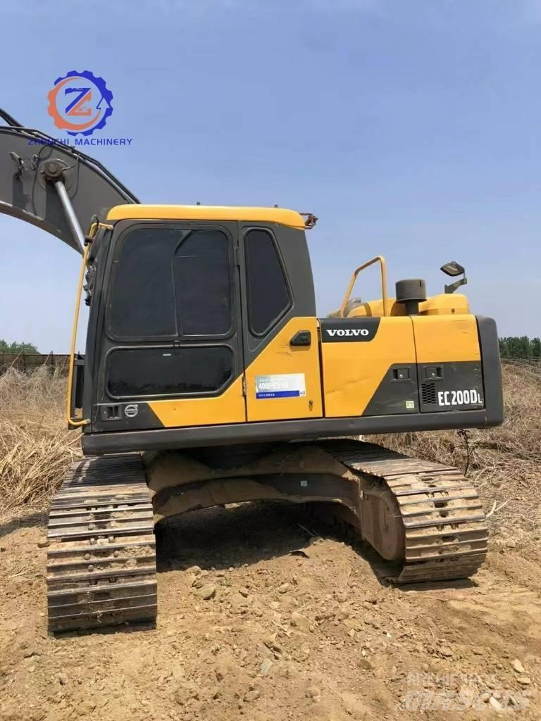 Volvo EC 200 Pelle sur chenilles
